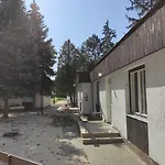 Oreg-to Es Rendezvenyter Szálloda