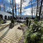 Hotel Oreg-to Club Tata