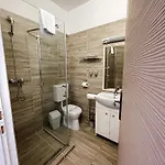 Oreg-to Es Rendezvenyter 3* Tata
