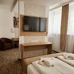 Hotel Oreg-to Club Tata