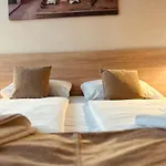 Oereg-to Es Rendezvenyter Hotel