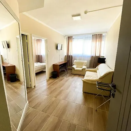 Oreg-to Club 3* Tata