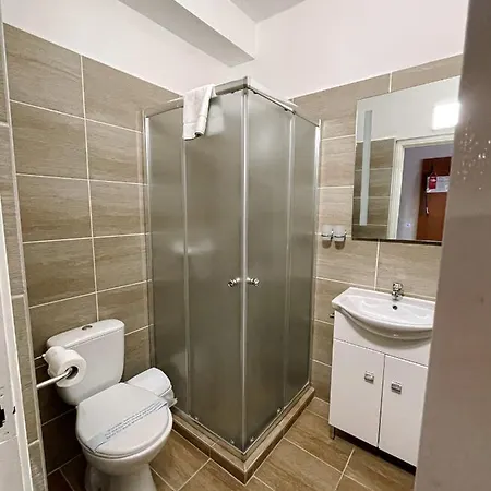 Hotel Oreg-to Club