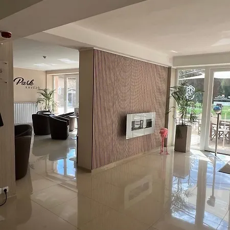 Oereg-to Es Rendezvenyter Hotel Tata