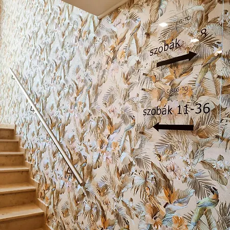 Oereg-to Es Rendezvenyter 3* Tata