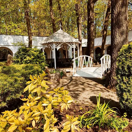 Oereg-to Es Rendezvenyter Hotel 3*