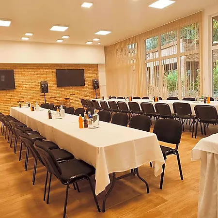 Hotel Oreg-to Club Tata