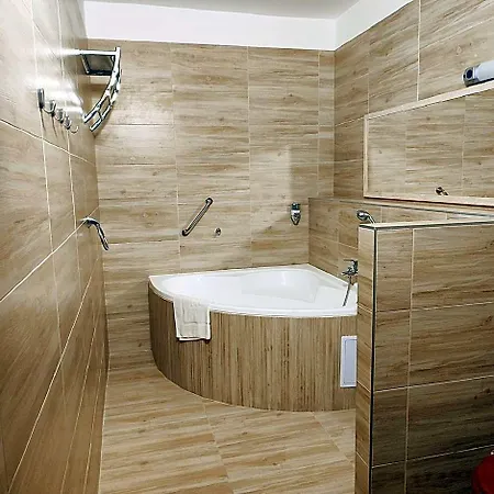 Hotel Oreg-to Club 3*